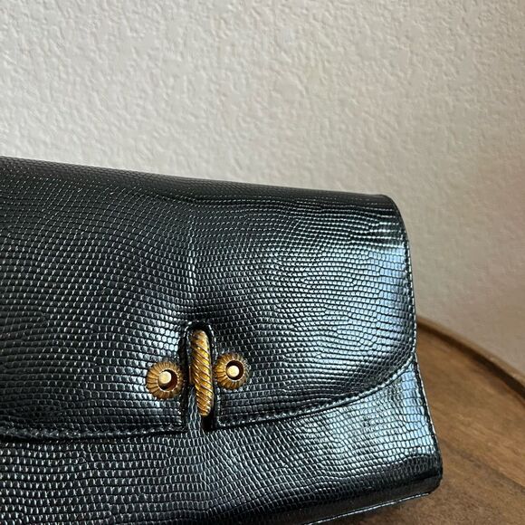 Gucci Vintage Black Embossed Leather Fold-Over Clutch Bag Purse Women's - Picture 5 of 9